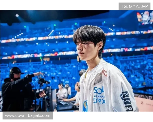 电竞真人秀LOL：分析LOL真人秀中的明星选手成长故事与幕后花絮